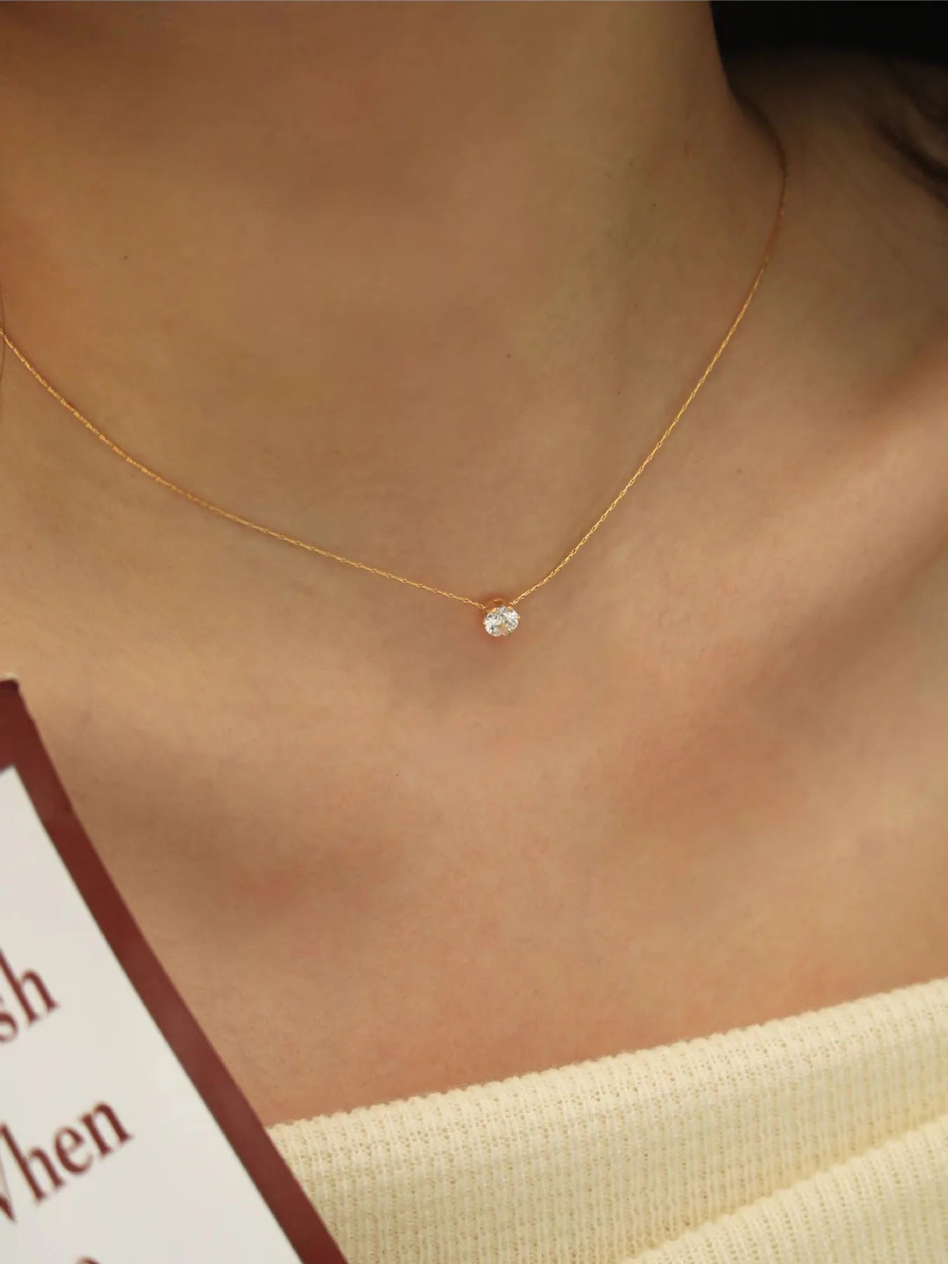 Radiance: Minimalist Zirconia Necklace